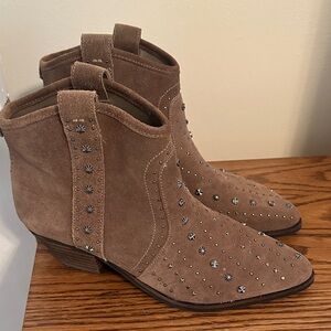 Women’s SAM EDELMAN Brian Studded Western Bootie, size 7.5 Tan Ankle Boots